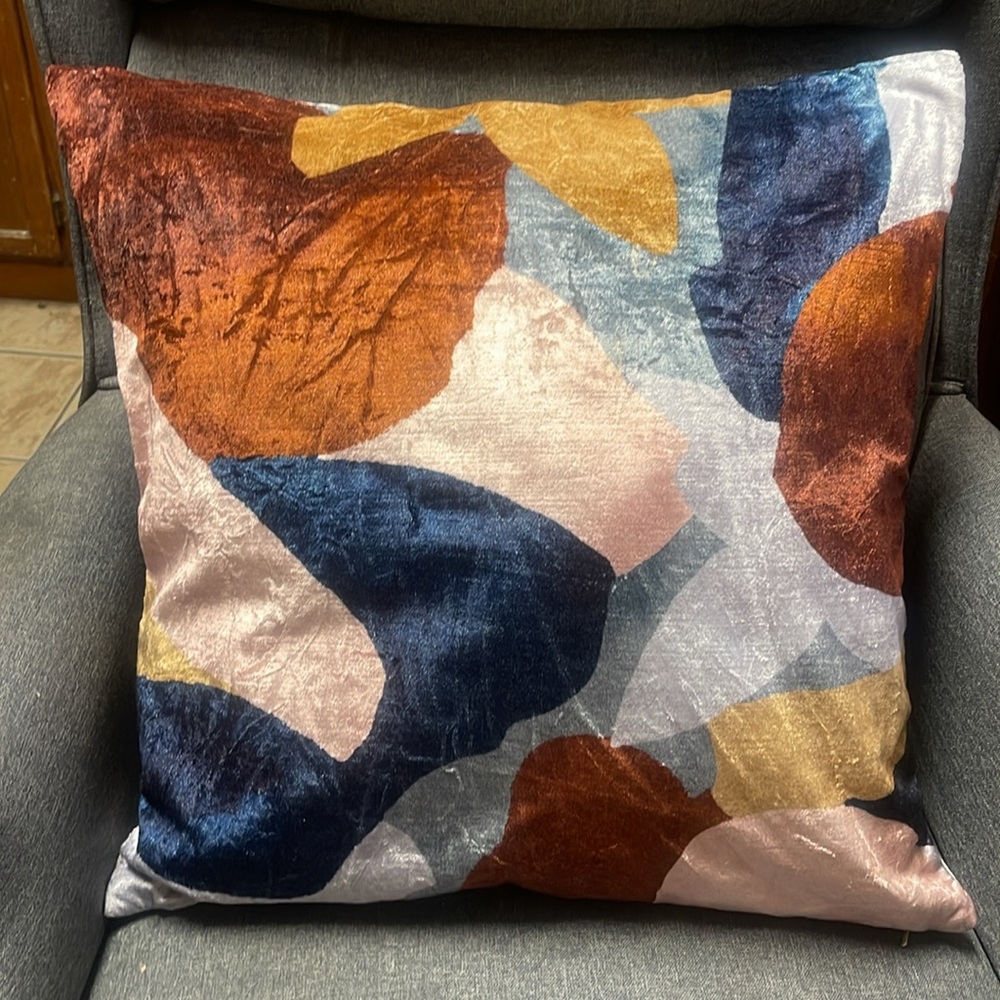 West Elm Modern Abstract Floral Pillow Cover - Picture 7 of 13
